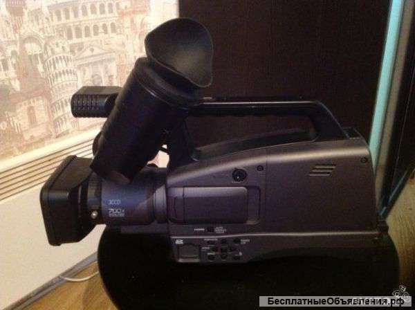 Видеокамера Panasonic AG-HMC 74RU (ER)