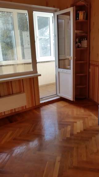 4х комнатную квартиру
