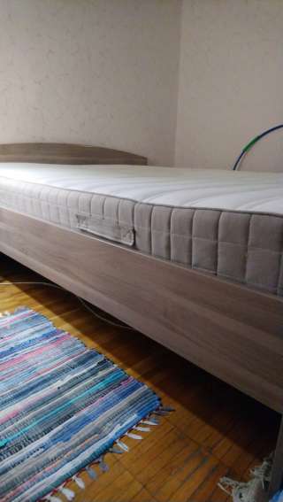 Кровать с матрацом