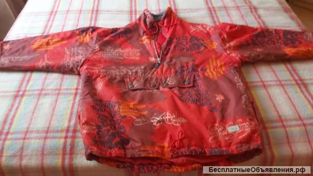 Красивый зимний легкий анорак (одевается через голову)