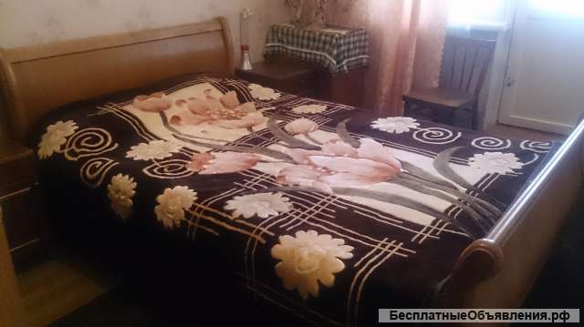 Двух-спальная кровать