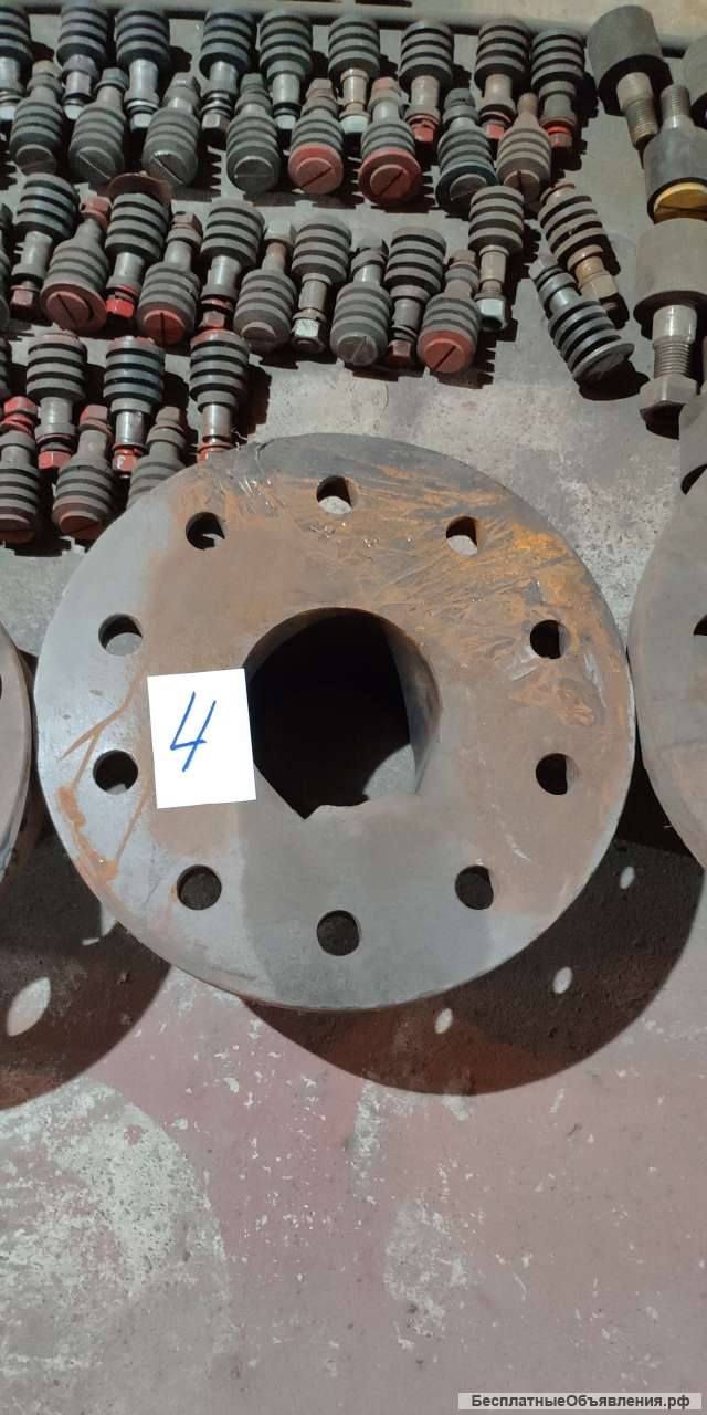 Полумуфту 4