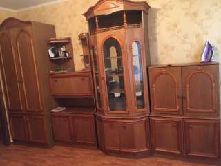 Мебельную стенку