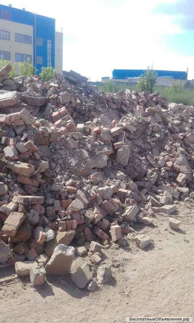Лом, бой кирпича, бетона, смеси вторичные из дорожной насыпи