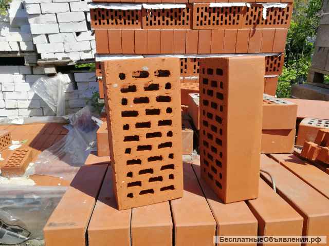 Кирпич керамический цокольный полнотелый и пустотный щелевой