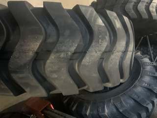 Шины 20.5-25 20PR TL QH 811 NEW SUPERGUIDER на погрузчики