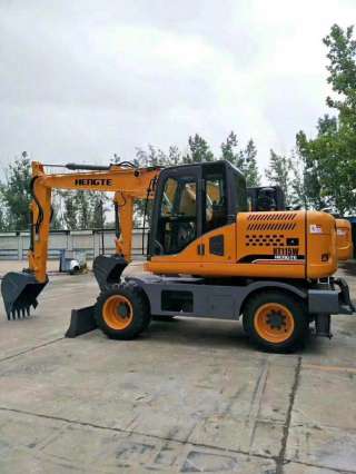 Экскаватор колесный Hengte HT115W