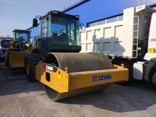 Дорожный каток XCMG XS163J