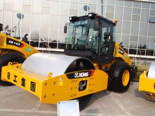Каток вибрационный. гидравлический XCMG XS163
