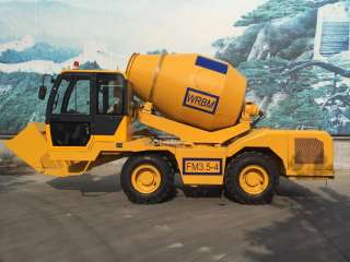 Самозагружащий автобетоносмеситель WRBM FM3.5-4