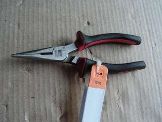 Плоскогубцы с полукруглыми сверхдлинными и прямыми губками USAG 133 B