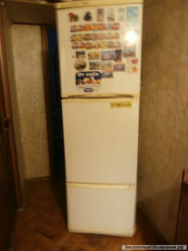 Холодильник STINOL-104 ER трехкамерный