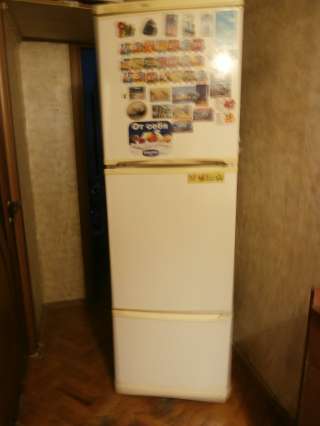 Холодильник STINOL-104 ER трехкамерный