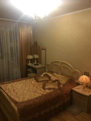 Даром спальный гарнитур