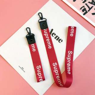Ремешки Supreme