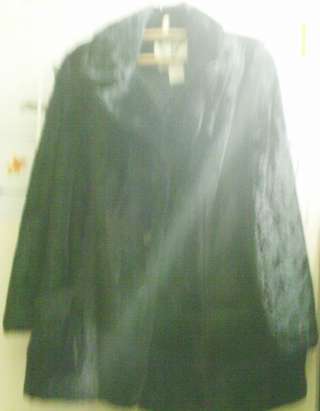 Женская меховая Шубка р.48, иск.мех "МУТОН" импортная, очень лёгкая и тёплая.