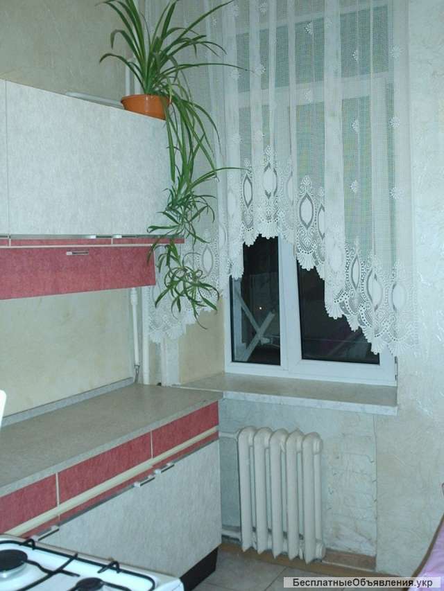 2 комнатную квартиру Богдана Хмельницкого сталинка