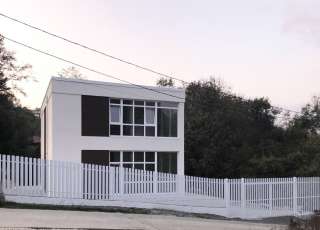 Новый Дом с участком 6 соток. и всеми центральными коммуникациями