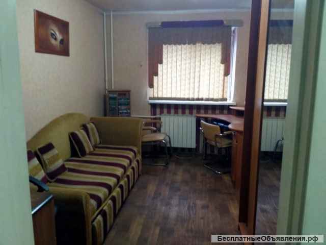 2 комн. кв-ру, Центр, Пушкинская - Чехова, 5/6 кирп; 50/28/9 Комнаты раздельные, Цена 4200000