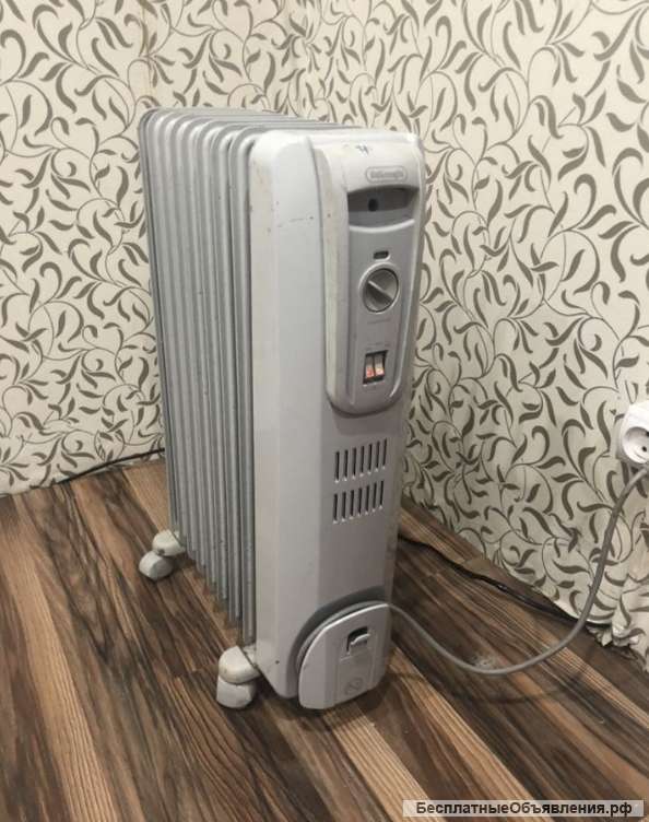 Обогреватель Delonghi