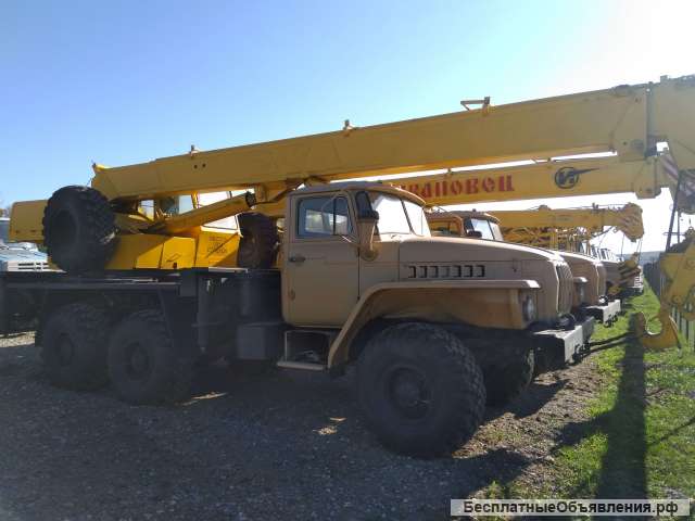 Автокран Урал КС-3574