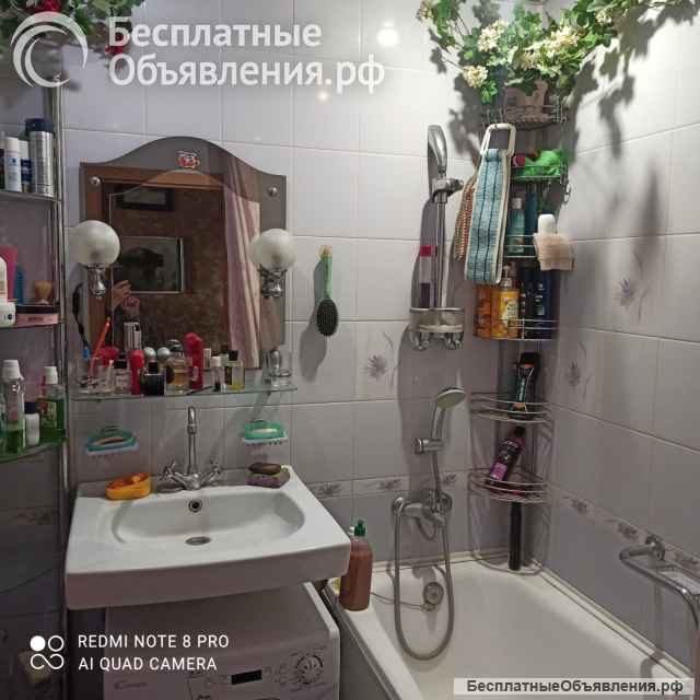 Сдам женщине 1 ком.в 3-х комнатной квартире