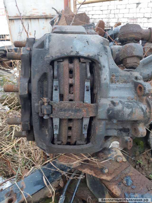 Балка перед Мерседес Актрос