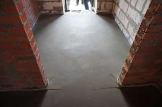Стяжка пола механизированым способом