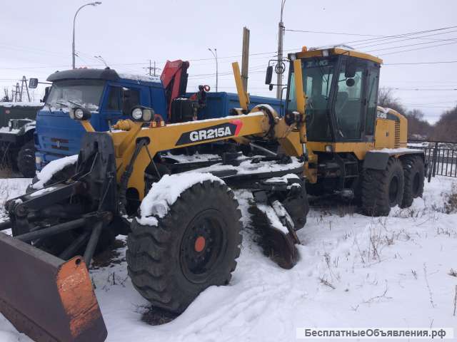 Автогрейдер XCMG GR-215A (17 т.)