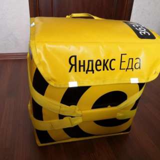 Курьер в Яндекс.Еда