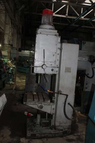 Вертикально сверлильный 2Н135