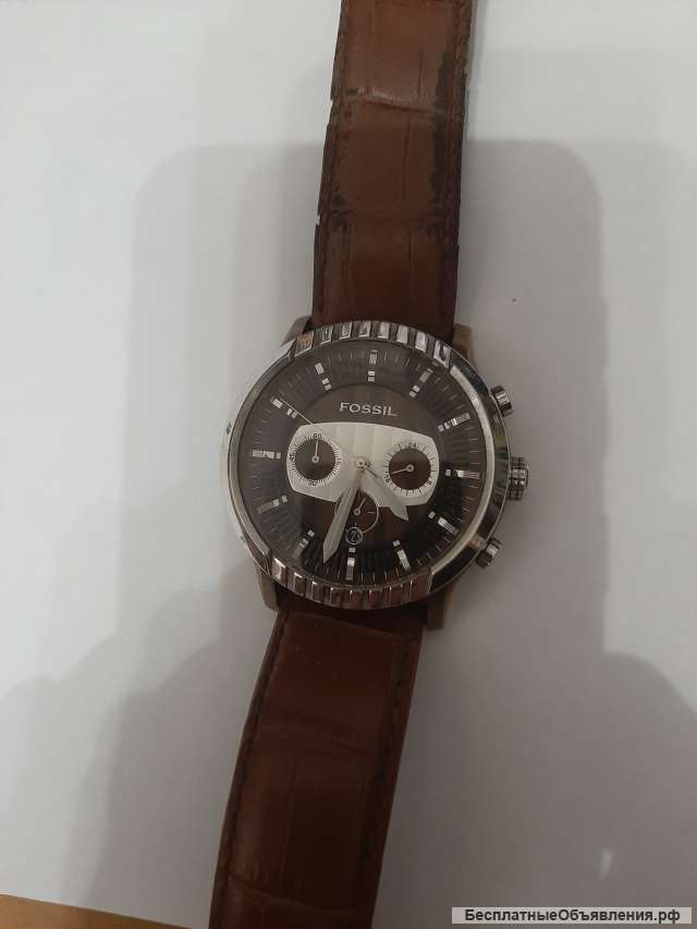 Наручные часы Fossil FS4441 с хронографом