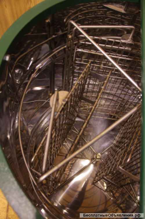 Медогонка 4х рамочная оборотная Стрекоза с электрическим приводом (корзина нерж, кассета нерж, клапа