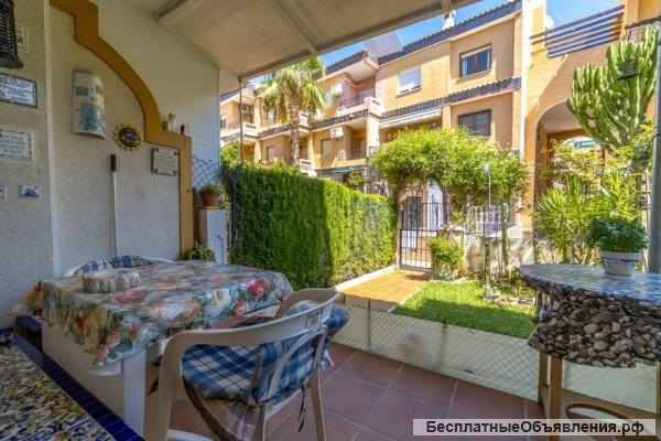 Недвижимость в Испании, Бунгало рядом с морем в Пунта Прима, Коста Бланка, Испания