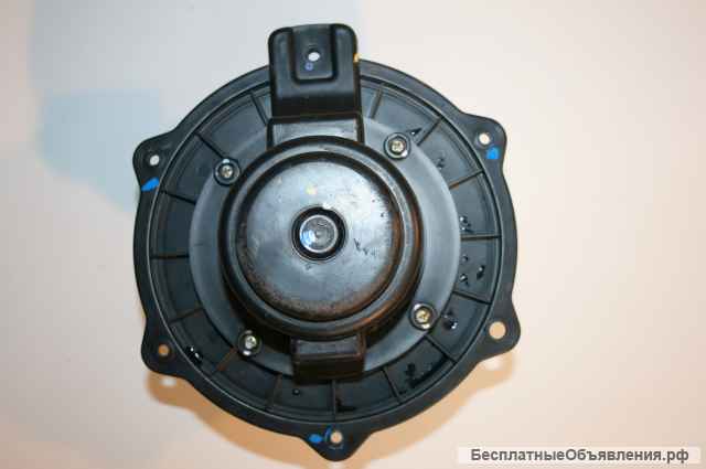 Chevrolet Lacetti. Моторчик отопителя.614470