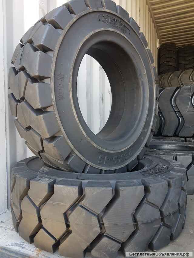 Шины на спецтехнику от поставщика