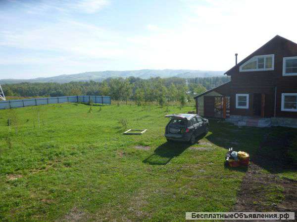 2 дома с участком 60 соток