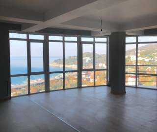 2-к квартиру в Сочи