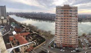 Квартиру 128 кв. м.