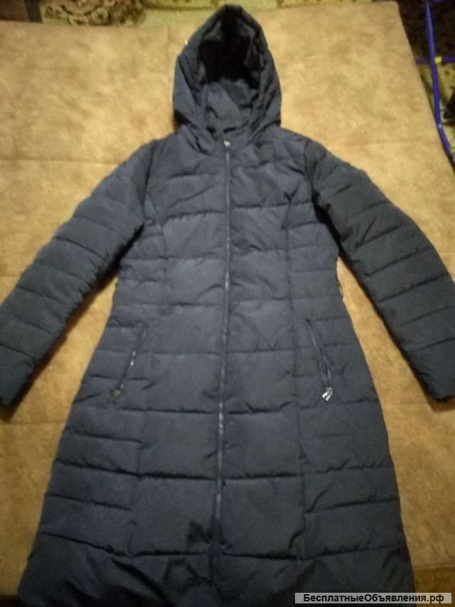 Женскую осению куртку 46 р недорого