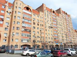 Сдаётся 2 комн. кв. в шаговой доступности, (6 минут) пешком от метро "Новые Черемушки", в кирпичном