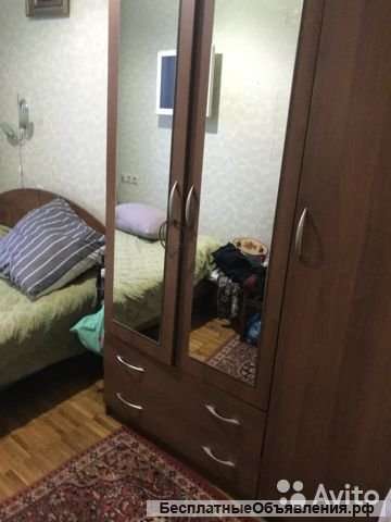 Кровать, шкаф