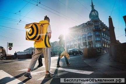 Курьер Яндекс Еда