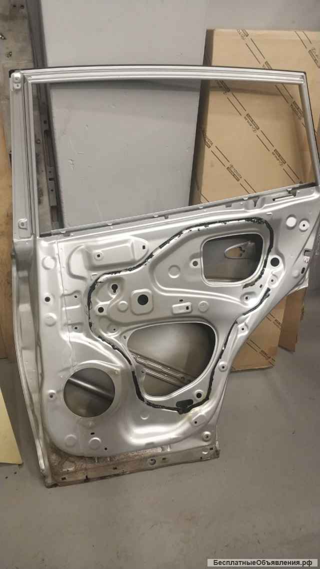 Дверь задняя правая Toyota RAV4 4 CA40. Тойота РАВ 4.