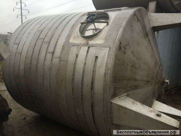 Емкость нержавеющая - бродильный танк, объем 10 куб.м.
