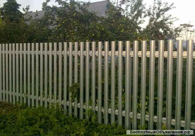 Заборы и ограждения. Евроштакетник.