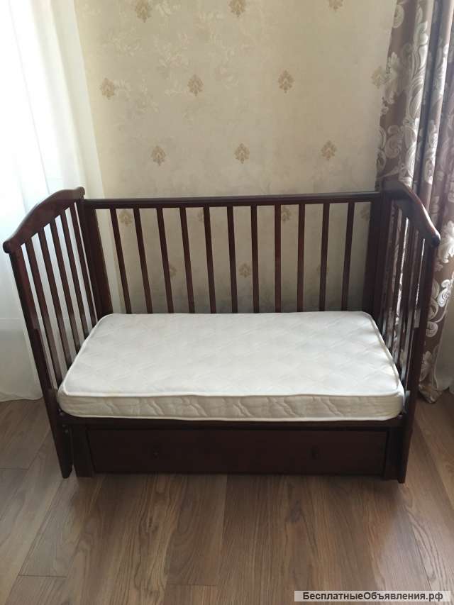 Детская кроватка Кубаньлесстрой Лель с матрасом