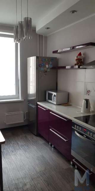 Киренского, 58