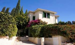 Хороший 3-спальный отдельный дом в популярном районе Пафоса-Кипр