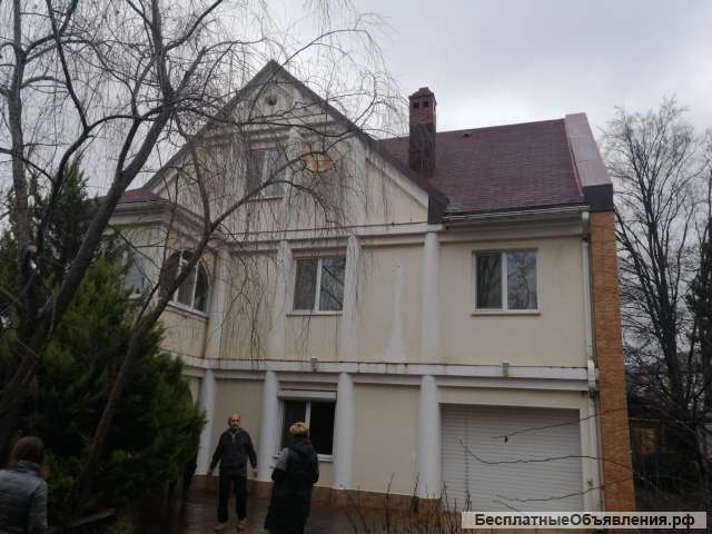 Элитный трехэтажный дом